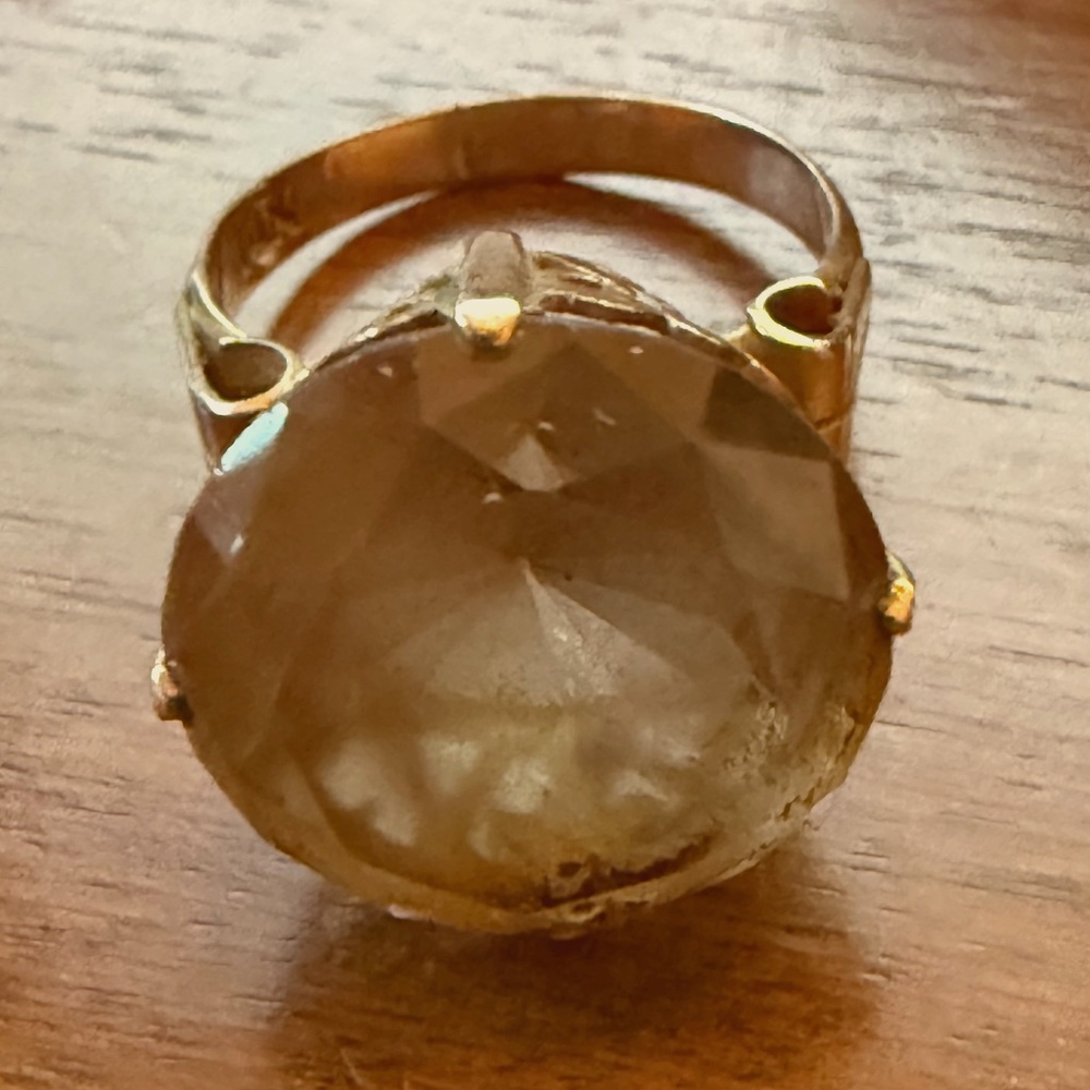 Gorgeous Vintage 14K Gold Ring with Large Smoky Quartz Stone